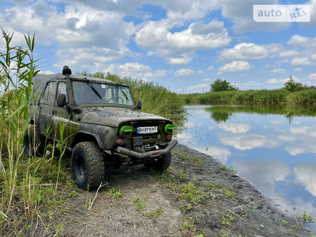 Зеленый УАЗ 469, объемом двигателя 2.4 л и пробегом 50 тыс. км за 3300 $, фото 1 на Automoto.ua