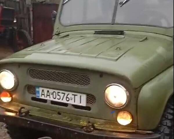 Зелений УАЗ 469, об'ємом двигуна 2.45 л та пробігом 53 тис. км за 1400 $, фото 1 на Automoto.ua