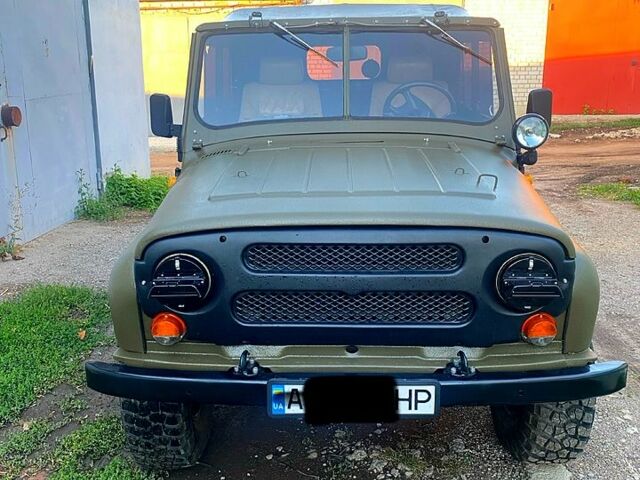 Зеленый УАЗ 469, объемом двигателя 2.4 л и пробегом 3 тыс. км за 4999 $, фото 1 на Automoto.ua