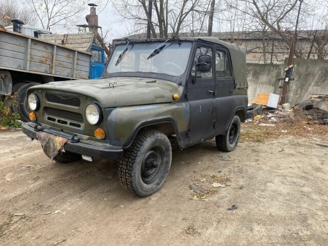 Зеленый УАЗ 469, объемом двигателя 2.4 л и пробегом 150 тыс. км за 1650 $, фото 1 на Automoto.ua
