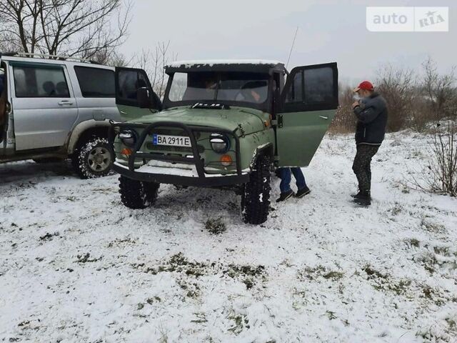 Зеленый УАЗ 469, объемом двигателя 2.4 л и пробегом 160 тыс. км за 3500 $, фото 1 на Automoto.ua