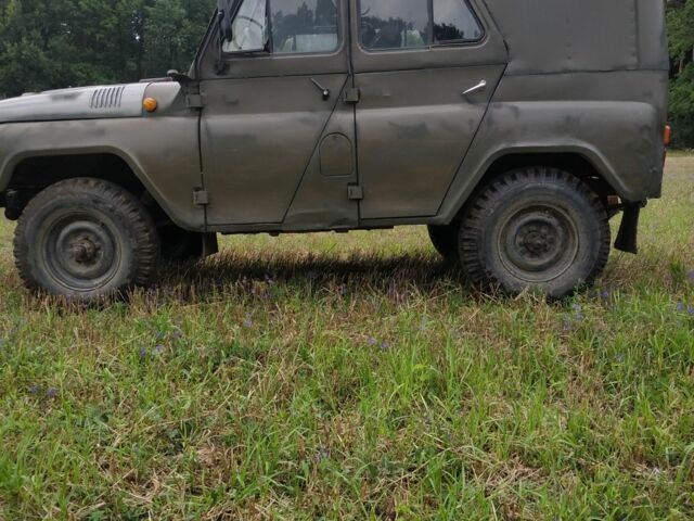 Зеленый УАЗ 469, объемом двигателя 2.4 л и пробегом 88 тыс. км за 999 $, фото 1 на Automoto.ua
