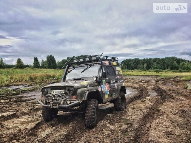 Зелений УАЗ 469, об'ємом двигуна 3 л та пробігом 17 тис. км за 5500 $, фото 1 на Automoto.ua