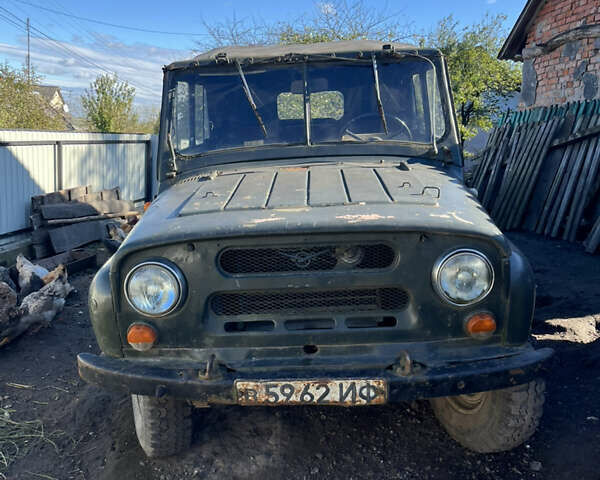 Зелений УАЗ 469Б, об'ємом двигуна 2.4 л та пробігом 17 тис. км за 3000 $, фото 1 на Automoto.ua