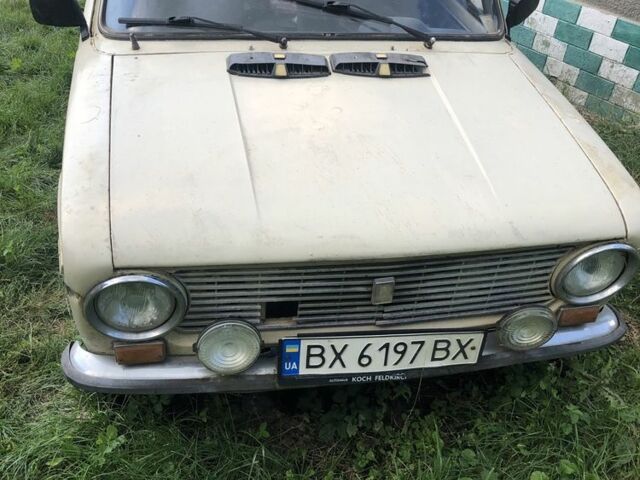 Бежевый УАЗ Другая, объемом двигателя 8 л и пробегом 300 тыс. км за 270 $, фото 1 на Automoto.ua