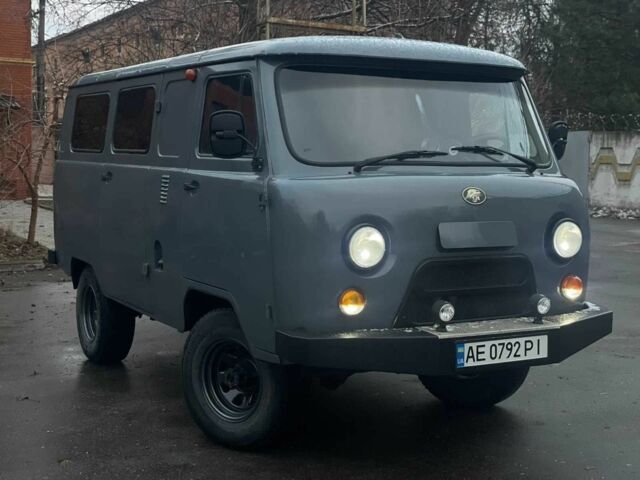 Серый УАЗ Другая, объемом двигателя 2.4 л и пробегом 12 тыс. км за 5600 $, фото 1 на Automoto.ua