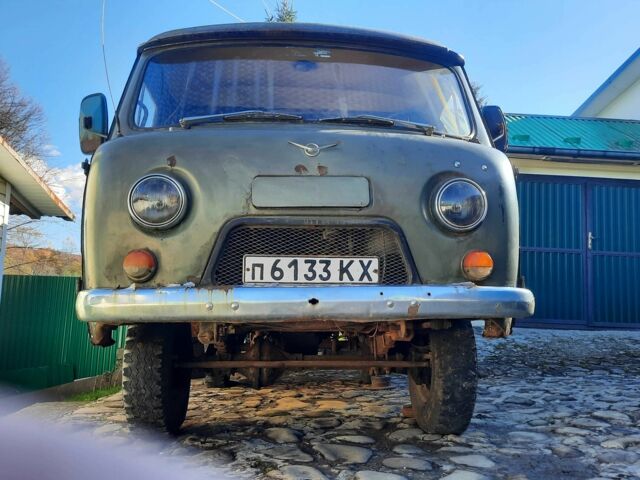Зелений УАЗ Інша, об'ємом двигуна 2.4 л та пробігом 33 тис. км за 1650 $, фото 1 на Automoto.ua