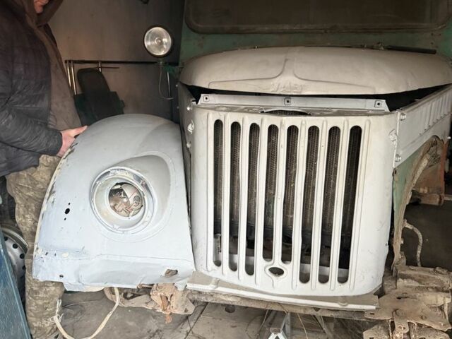 Зеленый УАЗ Другая, объемом двигателя 2.4 л и пробегом 50 тыс. км за 900 $, фото 1 на Automoto.ua