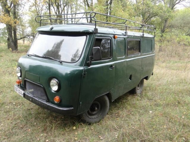 Зеленый УАЗ Другая, объемом двигателя 2.4 л и пробегом 8 тыс. км за 5000 $, фото 1 на Automoto.ua