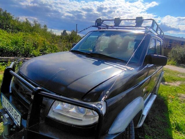 Черный УАЗ Патриот, объемом двигателя 2.7 л и пробегом 200 тыс. км за 2500 $, фото 1 на Automoto.ua