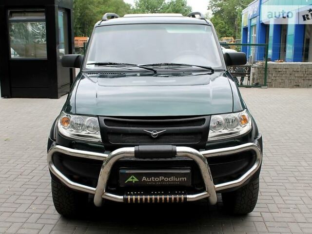 Зеленый УАЗ Патриот, объемом двигателя 3 л и пробегом 153 тыс. км за 5700 $, фото 1 на Automoto.ua