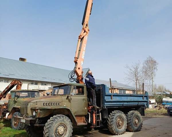 Зелений Урал 4320, об'ємом двигуна 0 л та пробігом 100 тис. км за 20500 $, фото 1 на Automoto.ua