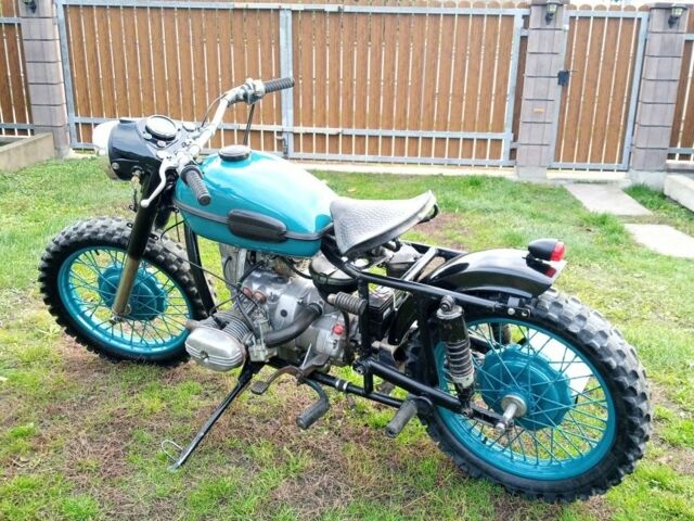 Урал Другая, объемом двигателя 0.65 л и пробегом 0 тыс. км за 1100 $, фото 1 на Automoto.ua