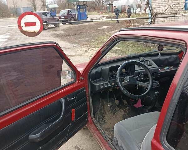 Красный ВАЗ 1111 Ока, объемом двигателя 0.65 л и пробегом 46 тыс. км за 1100 $, фото 1 на Automoto.ua