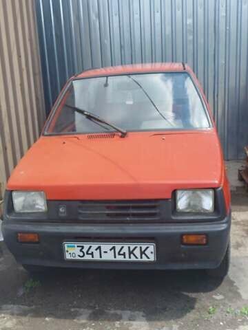 Красный ВАЗ 1111 Ока, объемом двигателя 0.65 л и пробегом 250 тыс. км за 600 $, фото 1 на Automoto.ua