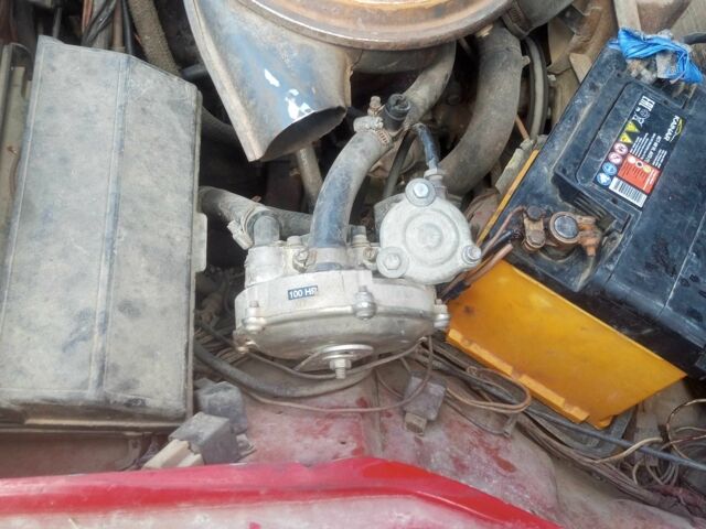 Красный ВАЗ 1111 Ока, объемом двигателя 0 л и пробегом 380 тыс. км за 500 $, фото 1 на Automoto.ua