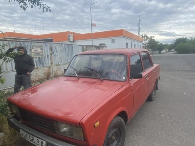 Красный ВАЗ 11113, объемом двигателя 1.3 л и пробегом 500 тыс. км за 500 $, фото 1 на Automoto.ua