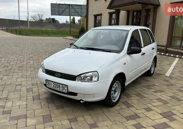 Білий ВАЗ 1117 Калина, об'ємом двигуна 1.4 л та пробігом 19 тис. км за 3950 $, фото 1 на Automoto.ua