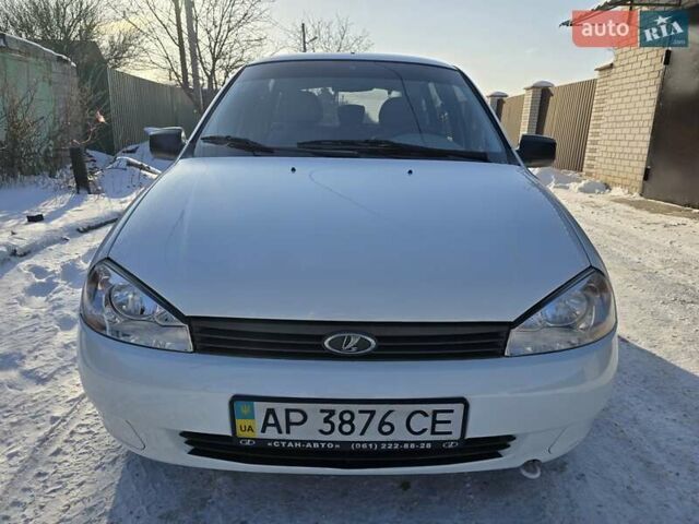 Белый ВАЗ 1117 Калина, объемом двигателя 1.39 л и пробегом 38 тыс. км за 3500 $, фото 1 на Automoto.ua