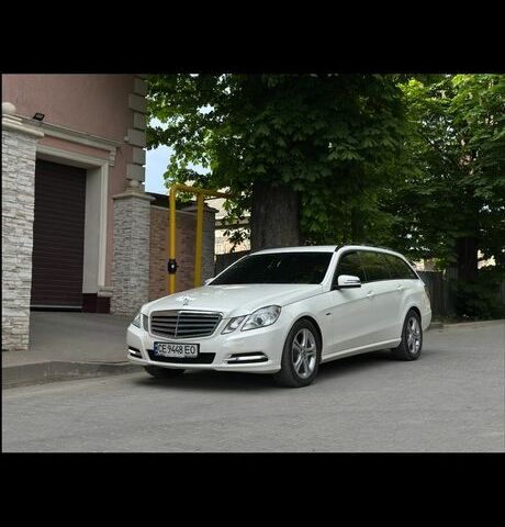 ВАЗ 1117 Калина 2012 у Чернівцях на Automoto.ua Білий ВАЗ 1117 Калина, об'ємом двигуна 2.1 л та пробігом 380 тис. км за 8800 $, фото 1 на Automoto.ua