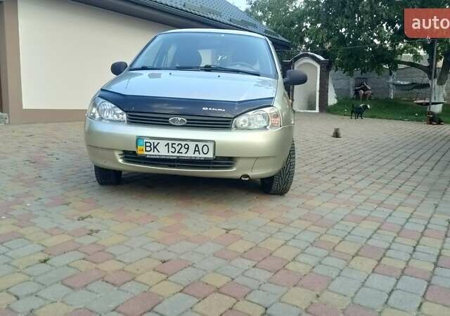 Бежевий ВАЗ 1117 Калина, об'ємом двигуна 1.6 л та пробігом 76 тис. км за 3200 $, фото 1 на Automoto.ua