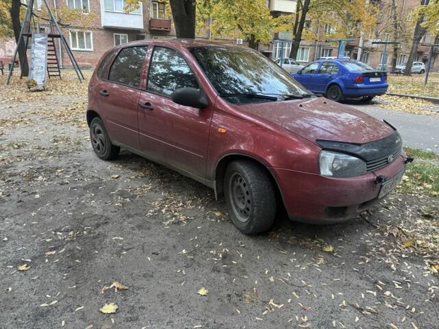 Красный ВАЗ 1117 Калина, объемом двигателя 0 л и пробегом 150 тыс. км за 1100 $, фото 1 на Automoto.ua