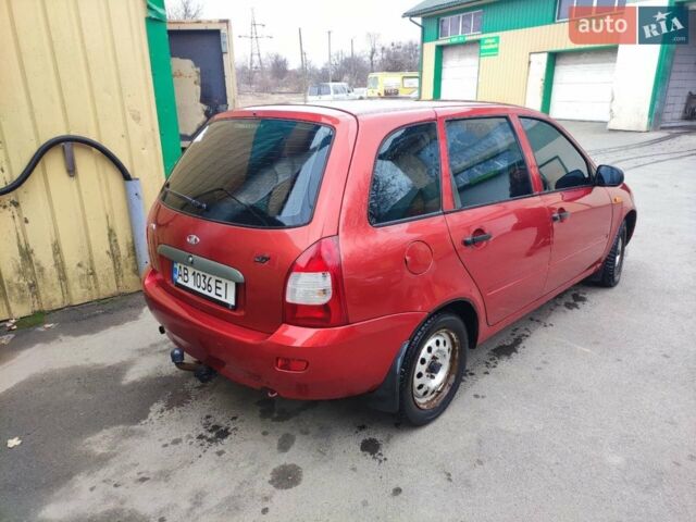 Красный ВАЗ 1117 Калина, объемом двигателя 1.39 л и пробегом 112 тыс. км за 2400 $, фото 1 на Automoto.ua