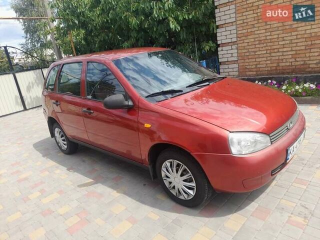 Красный ВАЗ 1117 Калина, объемом двигателя 1.6 л и пробегом 260 тыс. км за 2850 $, фото 1 на Automoto.ua