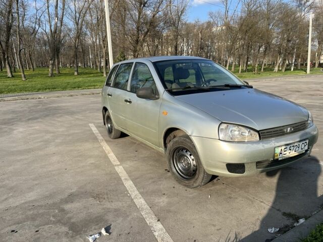 Желтый ВАЗ 1117 Калина, объемом двигателя 1.6 л и пробегом 162 тыс. км за 2100 $, фото 1 на Automoto.ua