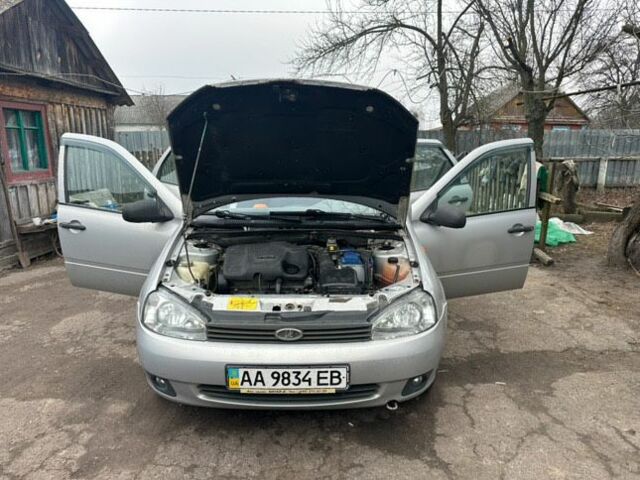 Серый ВАЗ 1117 Калина, объемом двигателя 1.6 л и пробегом 120 тыс. км за 1600 $, фото 1 на Automoto.ua