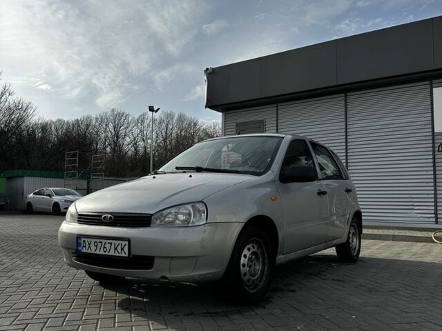 Серый ВАЗ 1117 Калина, объемом двигателя 1.6 л и пробегом 155 тыс. км за 1999 $, фото 1 на Automoto.ua