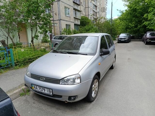 Серый ВАЗ 1117 Калина, объемом двигателя 1.4 л и пробегом 86 тыс. км за 2000 $, фото 1 на Automoto.ua