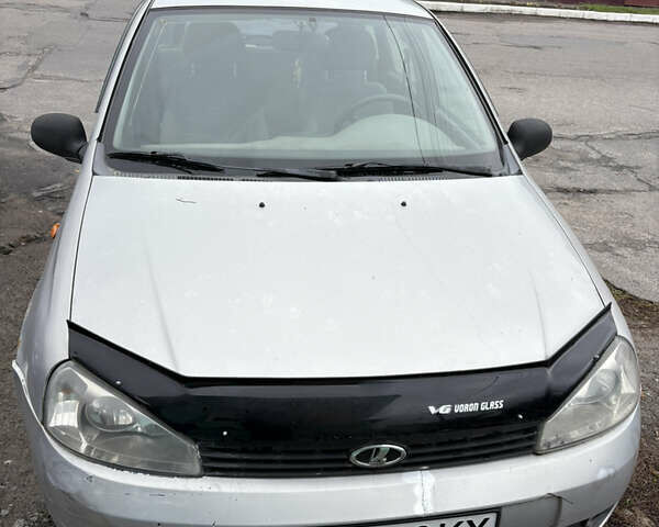 ВАЗ 1117 Калина 2008 у Гайсине на Automoto.ua Сірий ВАЗ 1117 Калина, об'ємом двигуна 1.6 л та пробігом 270 тис. км за 1400 $, фото 1 на Automoto.ua
