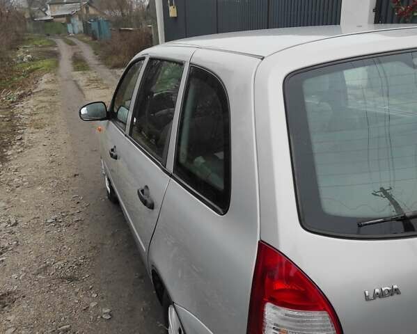 Серый ВАЗ 1117 Калина, объемом двигателя 1.6 л и пробегом 277 тыс. км за 1850 $, фото 1 на Automoto.ua