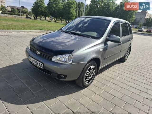 Сірий ВАЗ 1117 Калина, об'ємом двигуна 1.39 л та пробігом 117 тис. км за 3200 $, фото 1 на Automoto.ua