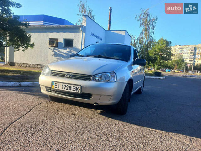 Сірий ВАЗ 1117 Калина, об'ємом двигуна 1.39 л та пробігом 52 тис. км за 3800 $, фото 1 на Automoto.ua