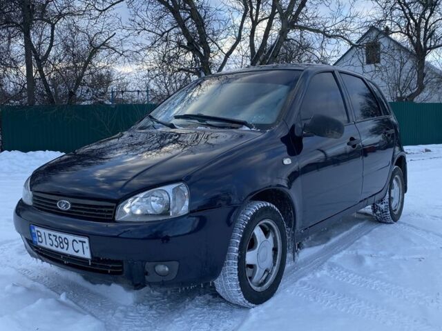 Синий ВАЗ 1117 Калина, объемом двигателя 1.6 л и пробегом 200 тыс. км за 1650 $, фото 1 на Automoto.ua