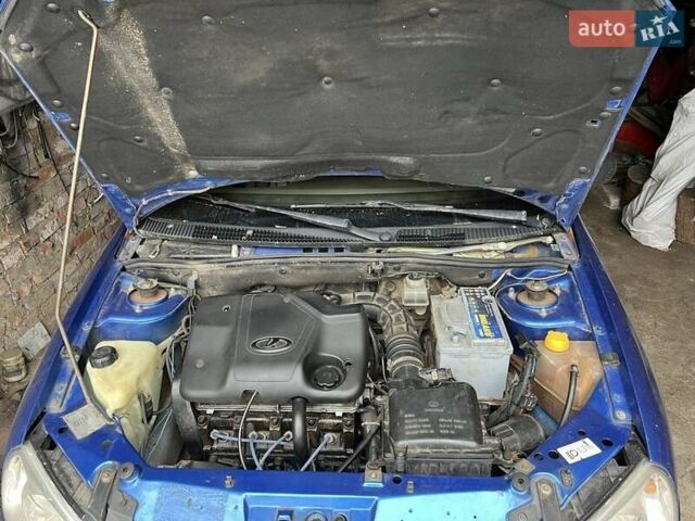 Синий ВАЗ 1117 Калина, объемом двигателя 1.6 л и пробегом 120 тыс. км за 2100 $, фото 1 на Automoto.ua