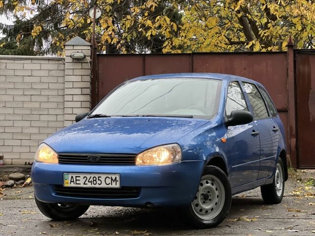 Синій ВАЗ 1117 Калина, об'ємом двигуна 1.6 л та пробігом 98 тис. км за 2400 $, фото 1 на Automoto.ua