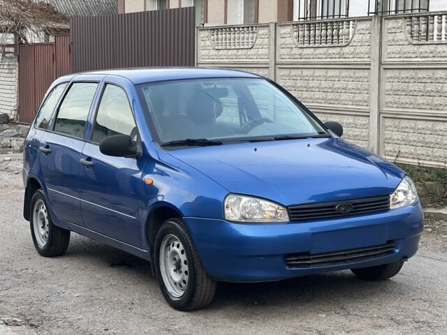 Синий ВАЗ 1117 Калина, объемом двигателя 1.6 л и пробегом 98 тыс. км за 2350 $, фото 1 на Automoto.ua