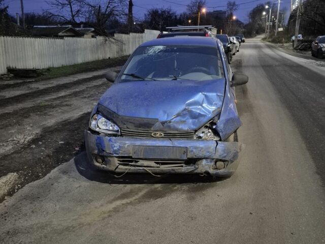 Синій ВАЗ 1117 Калина, об'ємом двигуна 1.6 л та пробігом 15 тис. км за 700 $, фото 1 на Automoto.ua