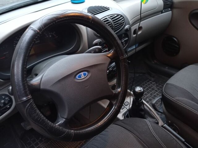 Зелений ВАЗ 1117 Калина, об'ємом двигуна 1.4 л та пробігом 175 тис. км за 2900 $, фото 1 на Automoto.ua