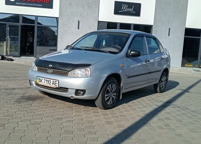 Серый ВАЗ 1118, объемом двигателя 0 л и пробегом 122 тыс. км за 1850 $, фото 1 на Automoto.ua