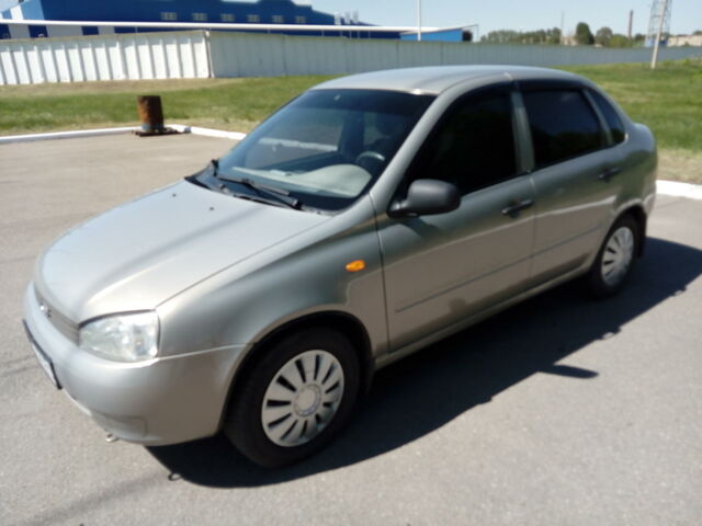Серый ВАЗ 1118, объемом двигателя 1.6 л и пробегом 84 тыс. км за 3200 $, фото 1 на Automoto.ua