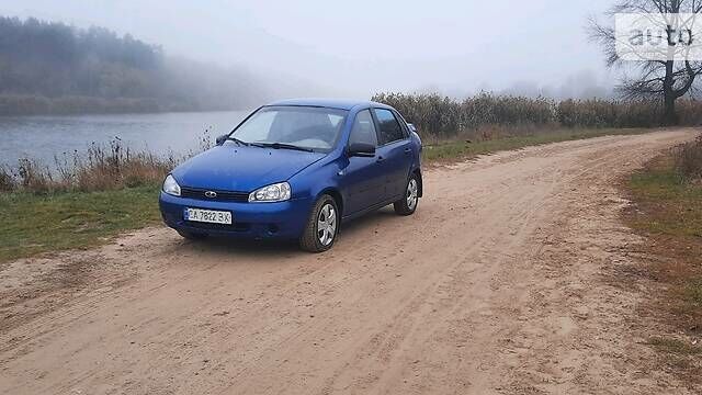 Синій ВАЗ 1118, об'ємом двигуна 1.6 л та пробігом 310 тис. км за 2800 $, фото 1 на Automoto.ua