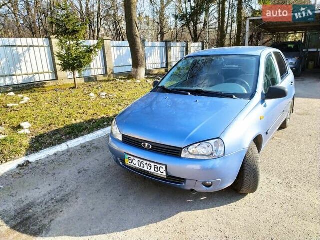 Синий ВАЗ 1118, объемом двигателя 1.6 л и пробегом 196 тыс. км за 2200 $, фото 1 на Automoto.ua