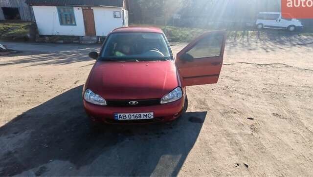 Красный ВАЗ 1119 Калина, объемом двигателя 1.6 л и пробегом 140 тыс. км за 1550 $, фото 1 на Automoto.ua