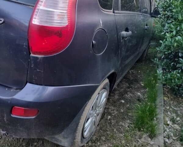 Синій ВАЗ 1119 Калина, об'ємом двигуна 1.39 л та пробігом 100 тис. км за 2200 $, фото 1 на Automoto.ua