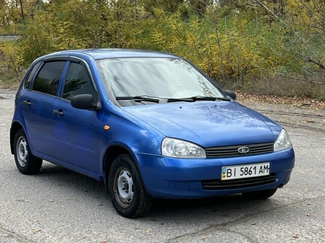 Синій ВАЗ 1119 Калина, об'ємом двигуна 1.6 л та пробігом 195 тис. км за 1700 $, фото 1 на Automoto.ua