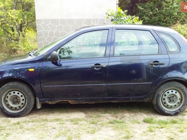 Синий ВАЗ 1119 Калина, объемом двигателя 1.6 л и пробегом 310 тыс. км за 800 $, фото 1 на Automoto.ua